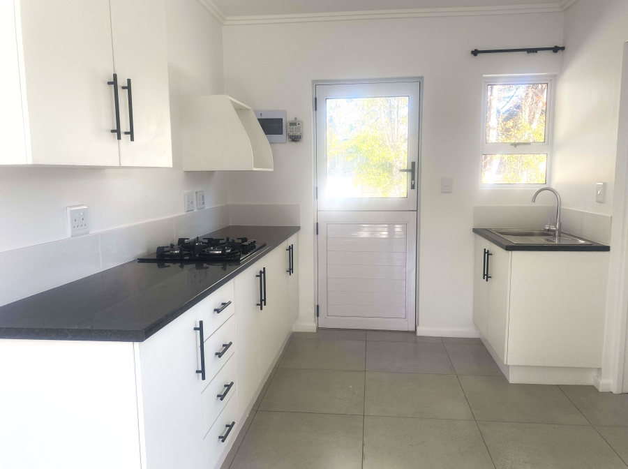 To Let 1 Bedroom Property for Rent in Knysna Central Western Cape